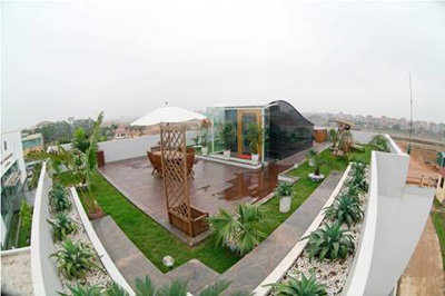 Sân vườn trên không – Căn hộ mẫu Penthouse 512 m2.