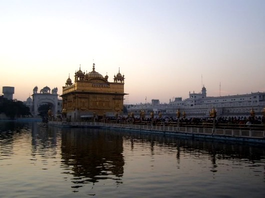 Ánh vàng rạng ngời rực rỡ Amritsar - Archi